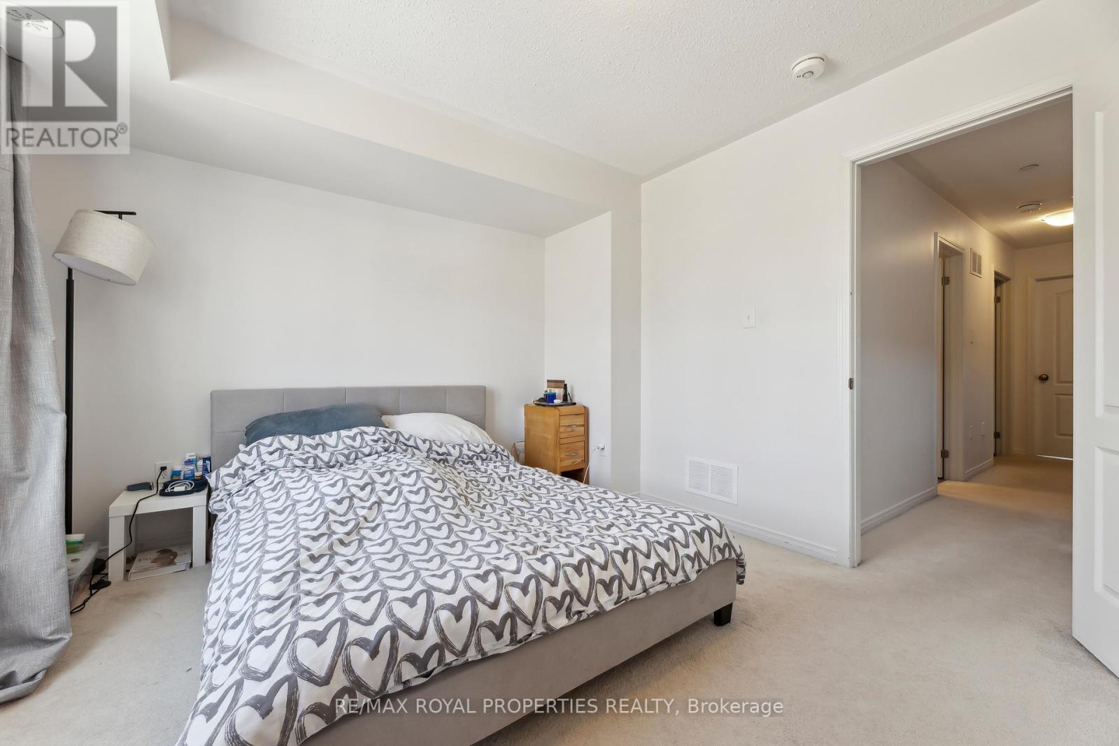 25 Christabelle Path, Oshawa, Ontario  L1L 0L1 - Photo 17 - E12147195