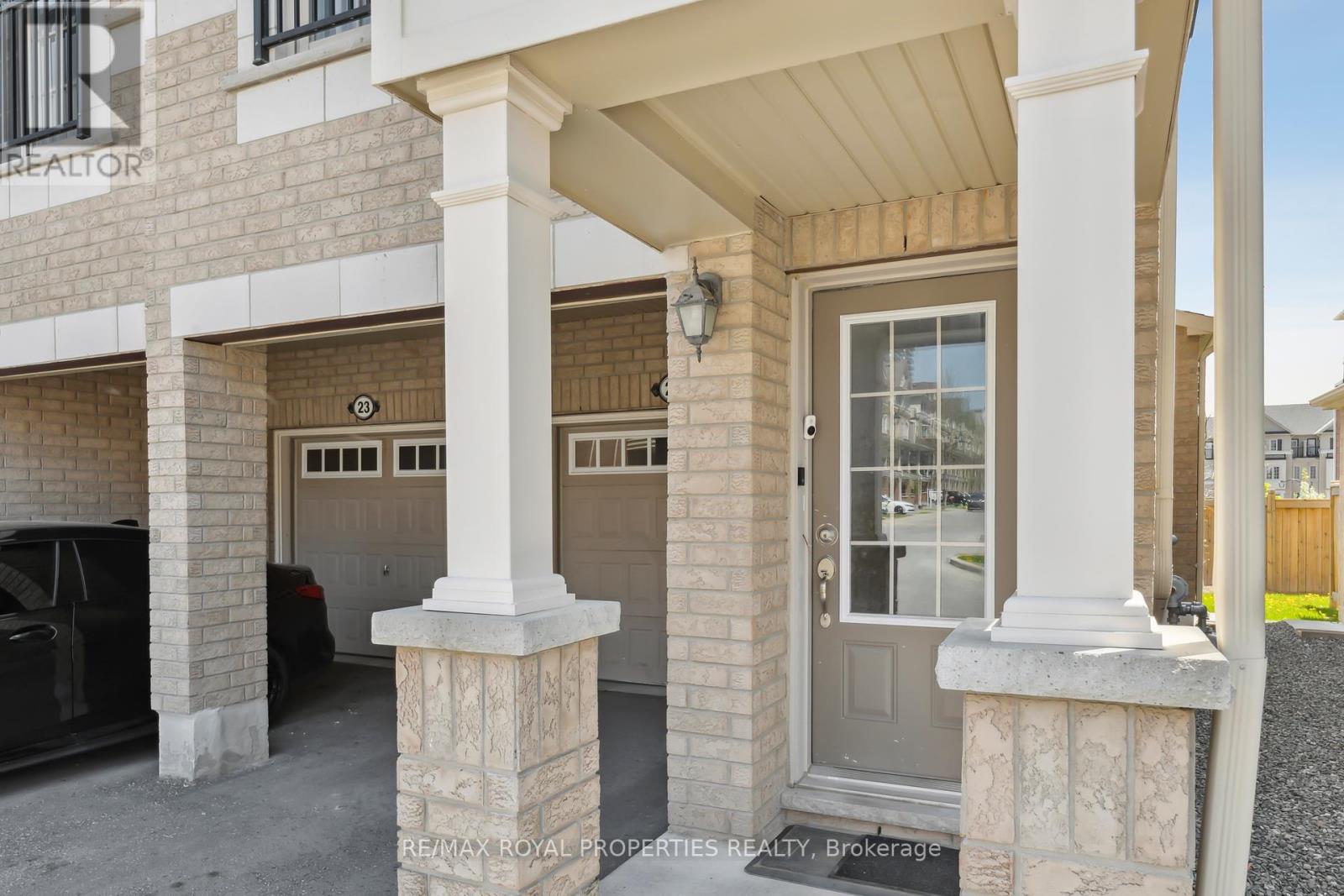 Property at 25 CHRISTABELLE PATH image 4