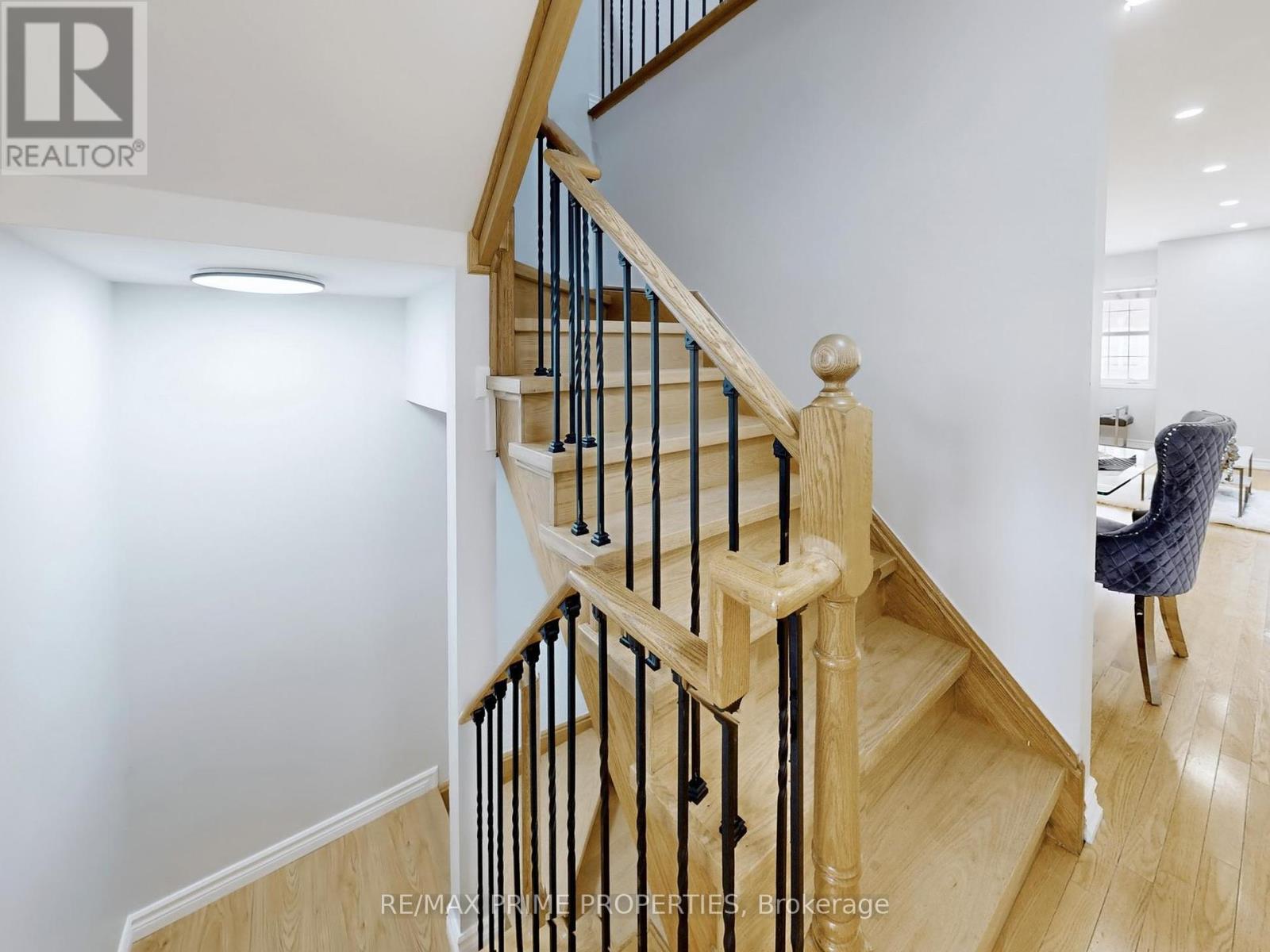 83 Huxtable Lane, Toronto, Ontario  M1B 0A4 - Photo 4 - E12147208