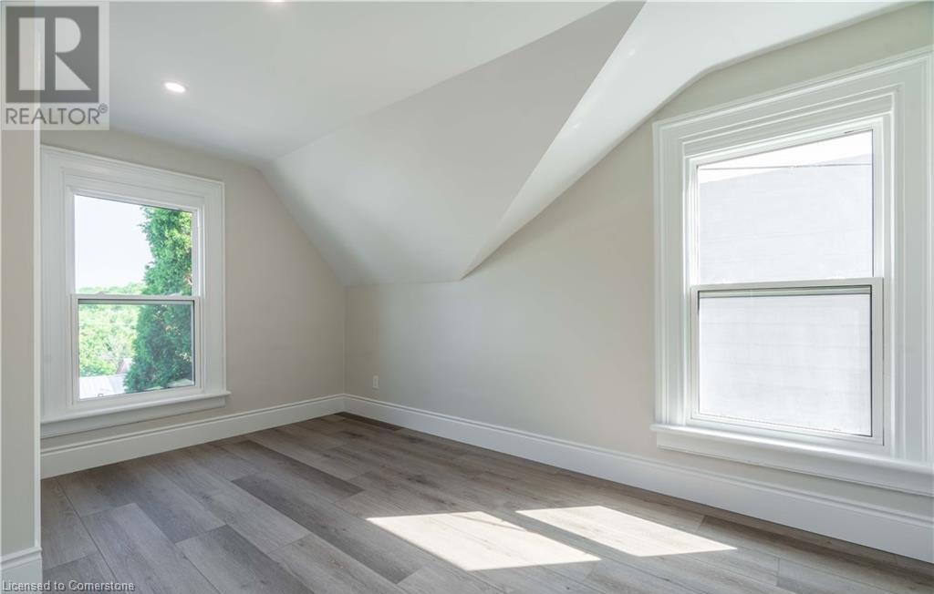 66 Queen Street W, Cambridge, Ontario  N3C 1G1 - Photo 18 - 40726023