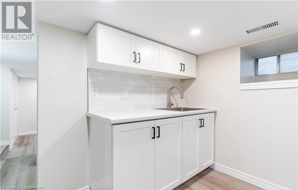 66 Queen Street W, Cambridge, Ontario  N3C 1G1 - Photo 21 - 40726023