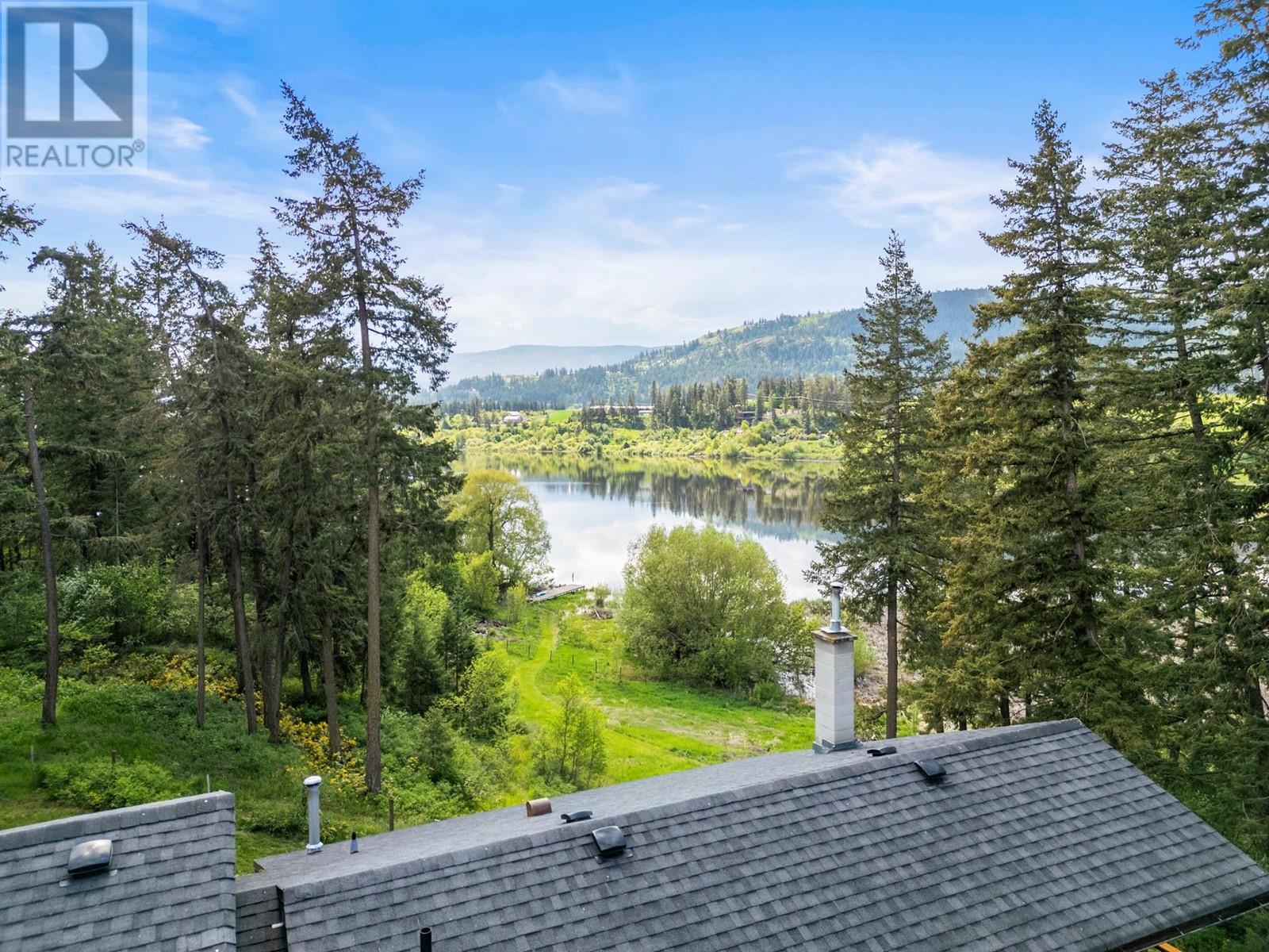 4444 Hales Road, Spallumcheen, British Columbia  V4Y 0N6 - Photo 5 - 10347864