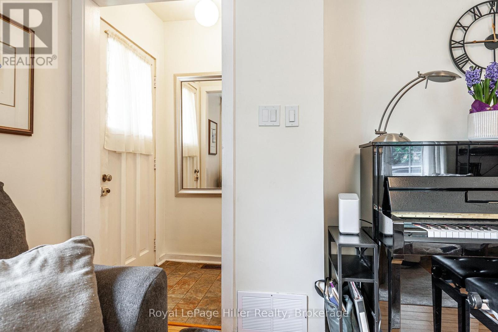 20 Coriano Street, Stratford, Ontario  N5A 6C3 - Photo 6 - X12147319