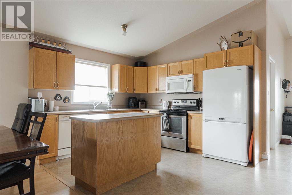Property at 180 Webb Drive image 4