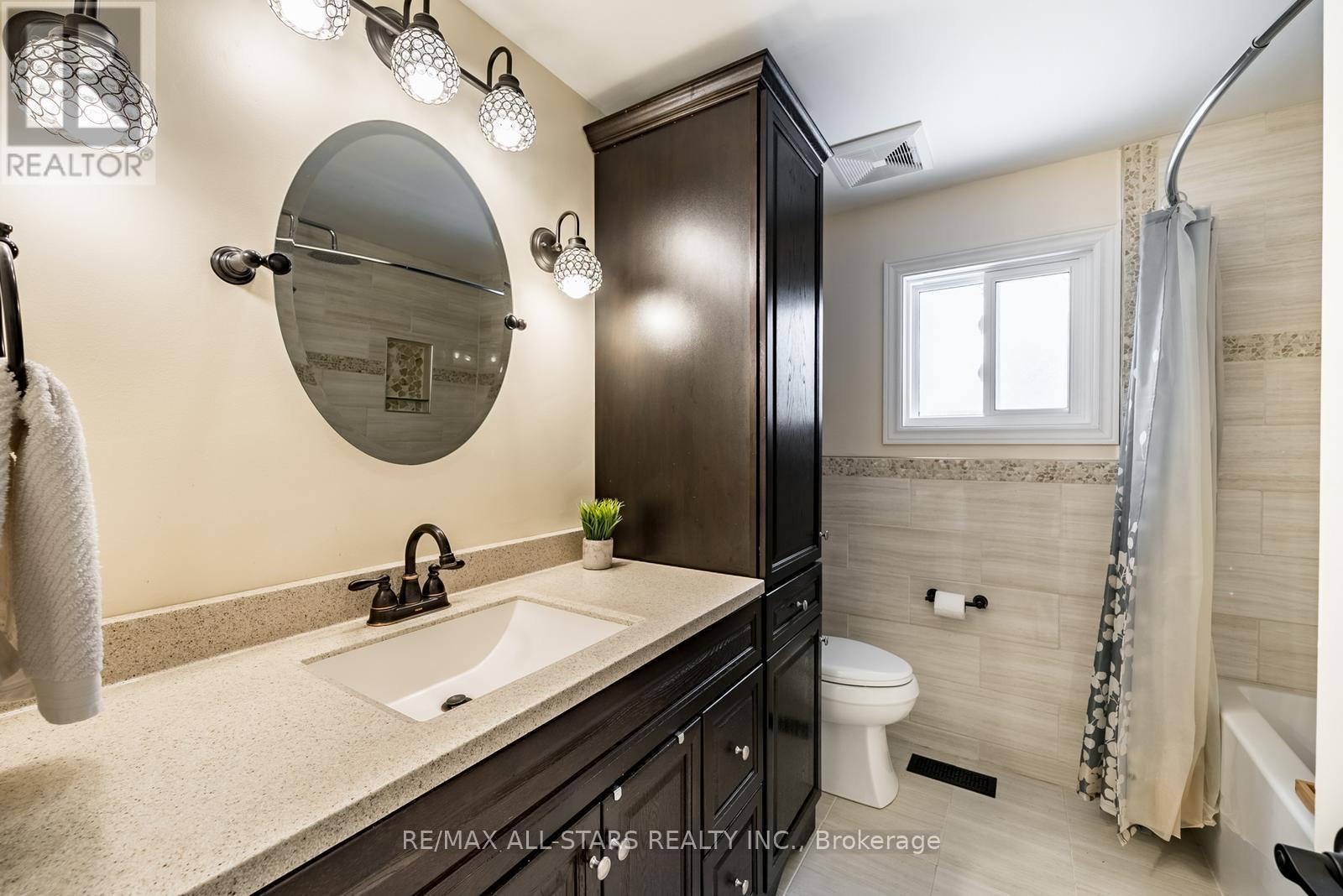 155 Willow Lane, Newmarket, Ontario  L3Y 4J1 - Photo 25 - N12147058