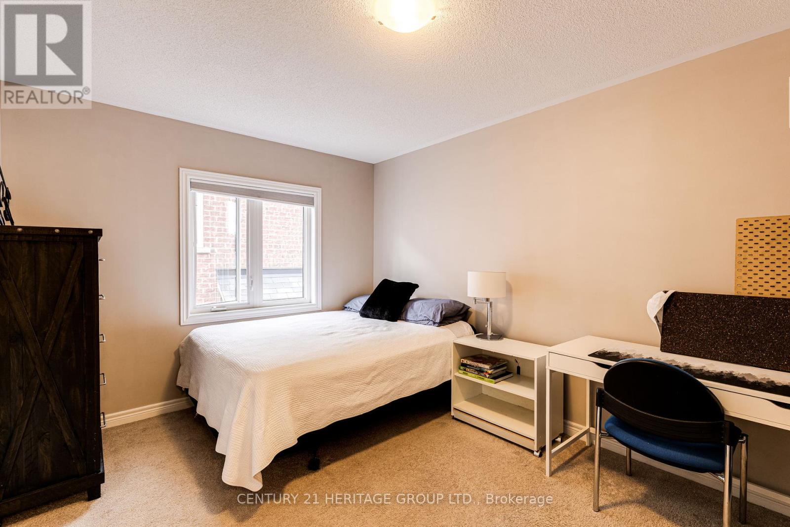 223 Aspenwood Drive, Newmarket (Woodland Hill), Ontario  L3X 3L1 - Photo 28 - N12147104