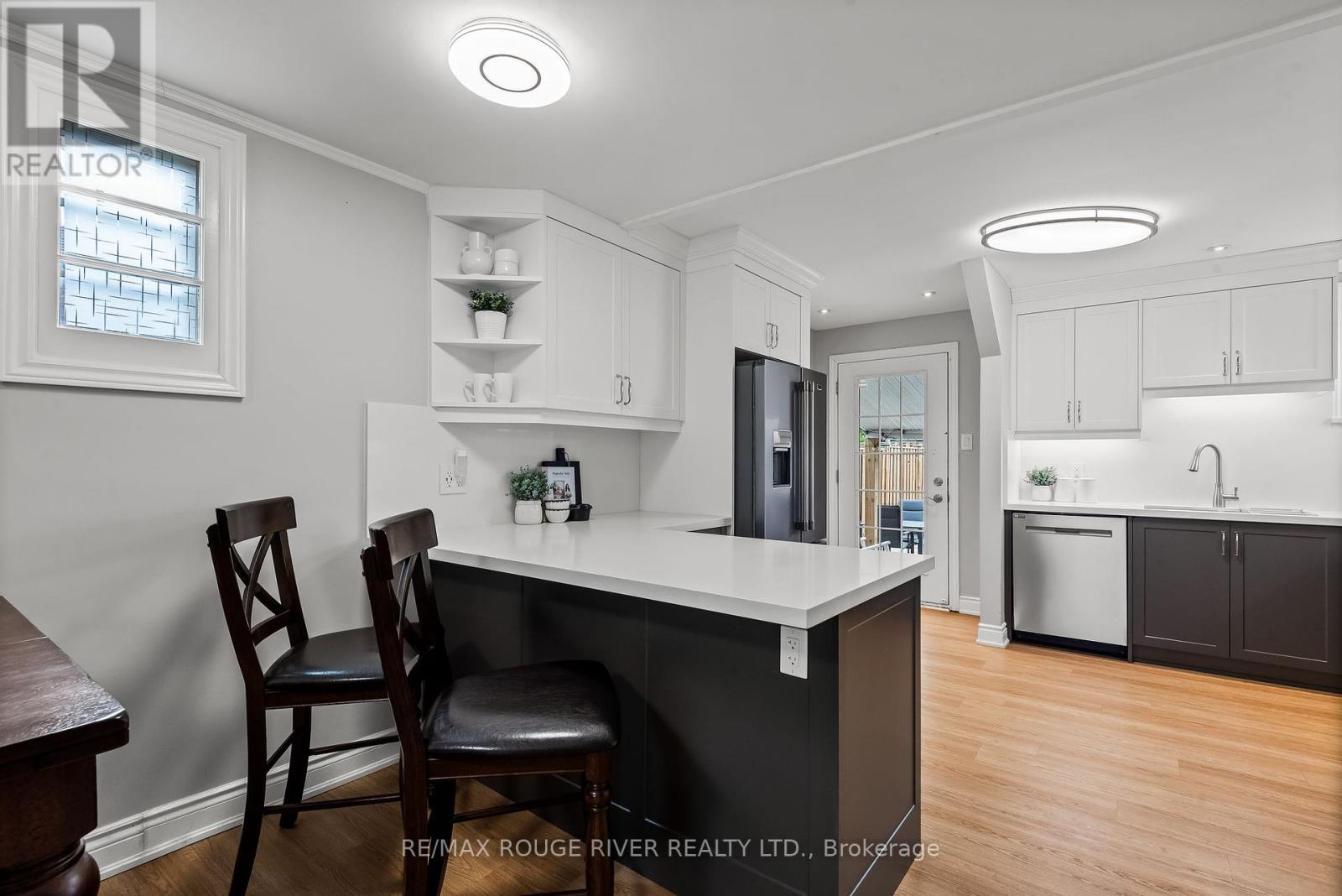 61 Liberty Street S, Clarington, Ontario  L1C 2N6 - Photo 11 - E12147299