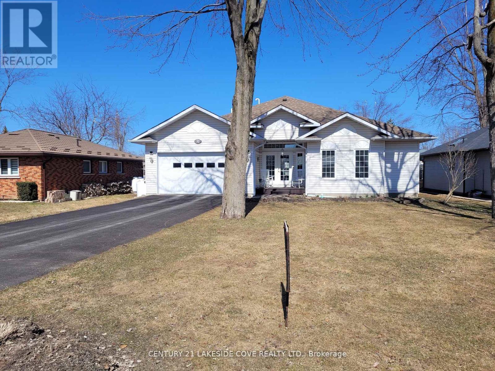 Property at 17 WILLOW CRESCENT image 1