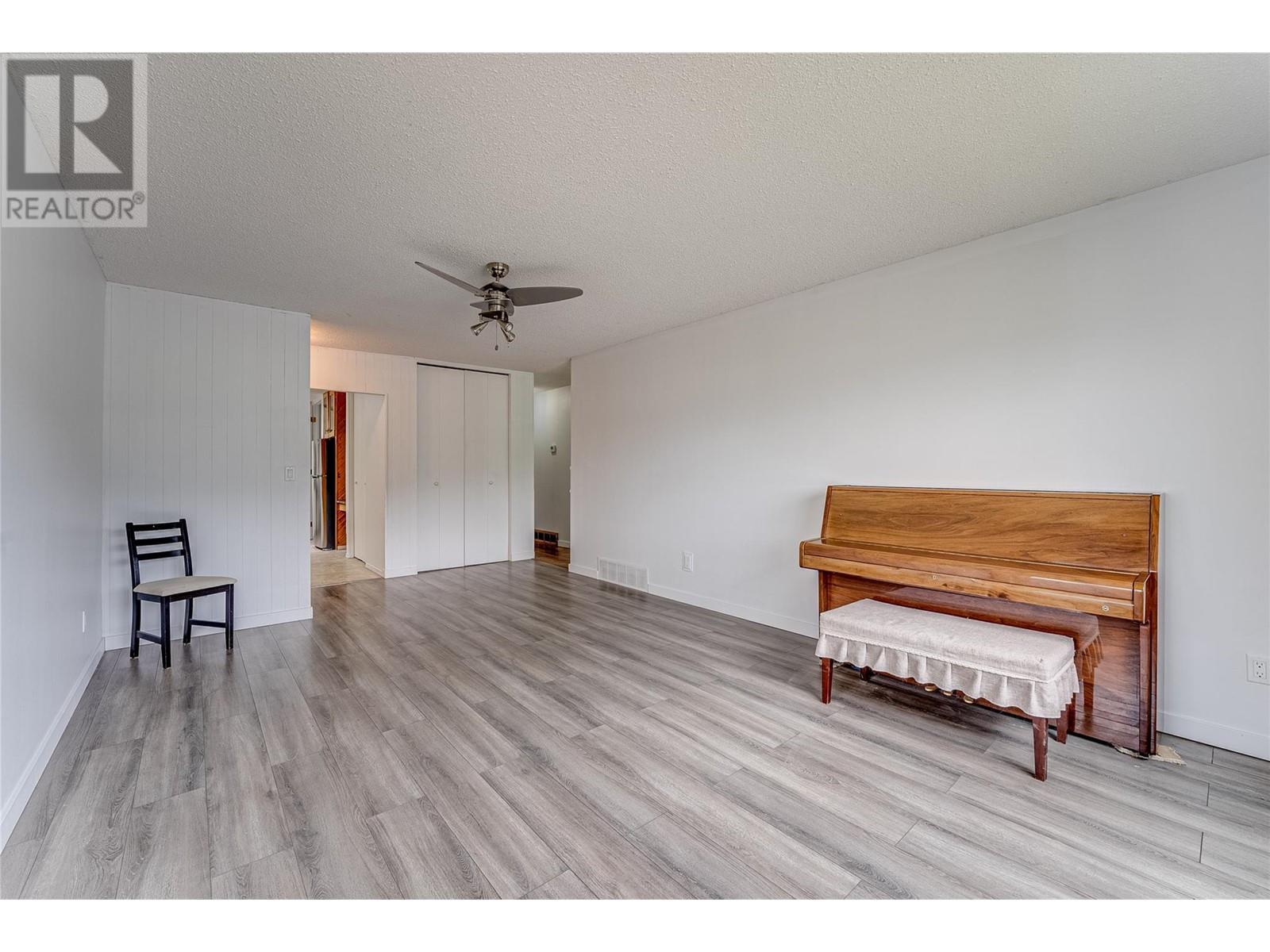 Property at 2304 18 Street image 1