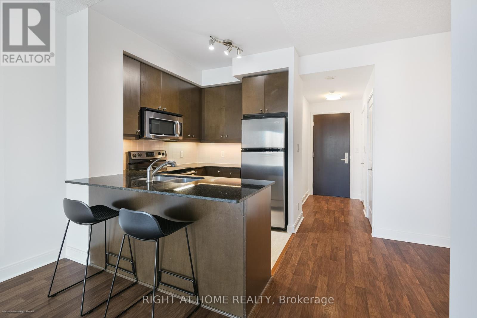 2401 - 50 Absolute Avenue, Mississauga, Ontario  L4Z 0A8 - Photo 2 - W12147039