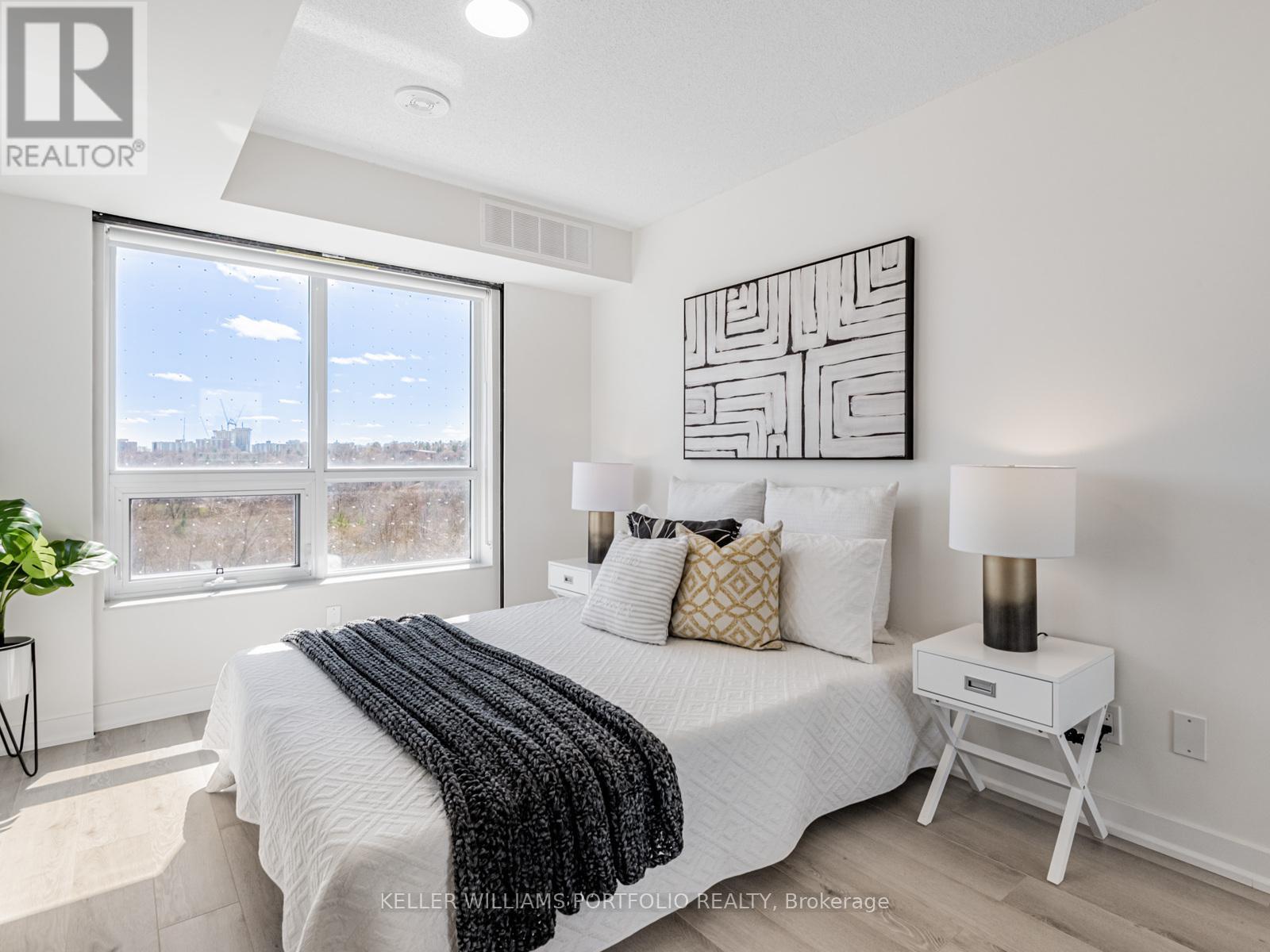 407 - 10 Wilby Crescent, Toronto, Ontario  M9N 0B6 - Photo 16 - W12147068