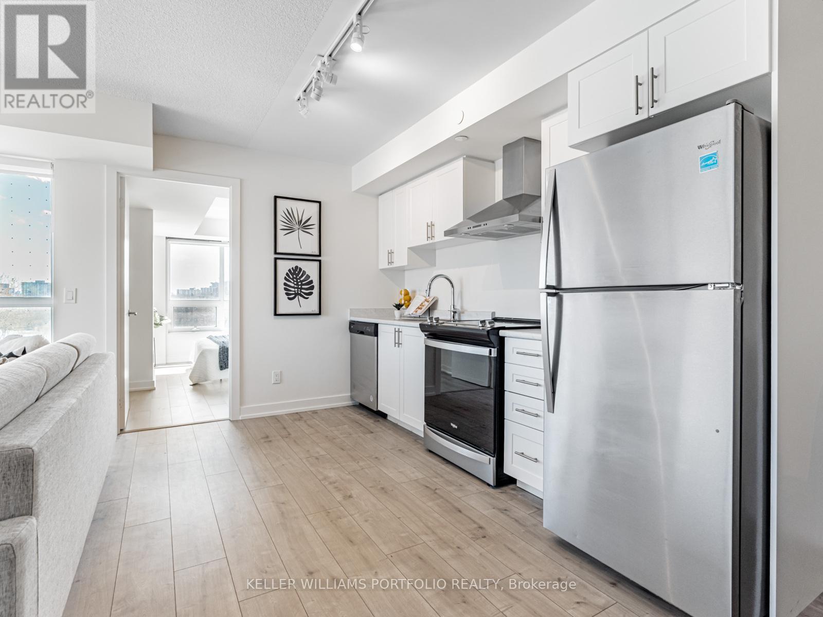 407 - 10 Wilby Crescent, Toronto, Ontario  M9N 0B6 - Photo 7 - W12147068