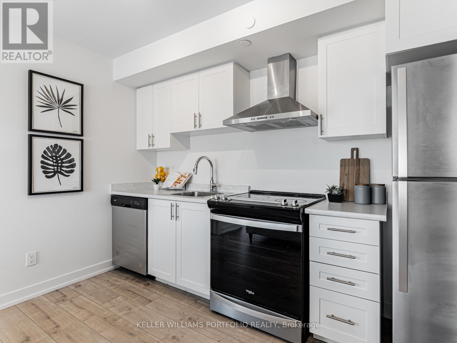 407 - 10 Wilby Crescent, Toronto, Ontario  M9N 0B6 - Photo 8 - W12147068