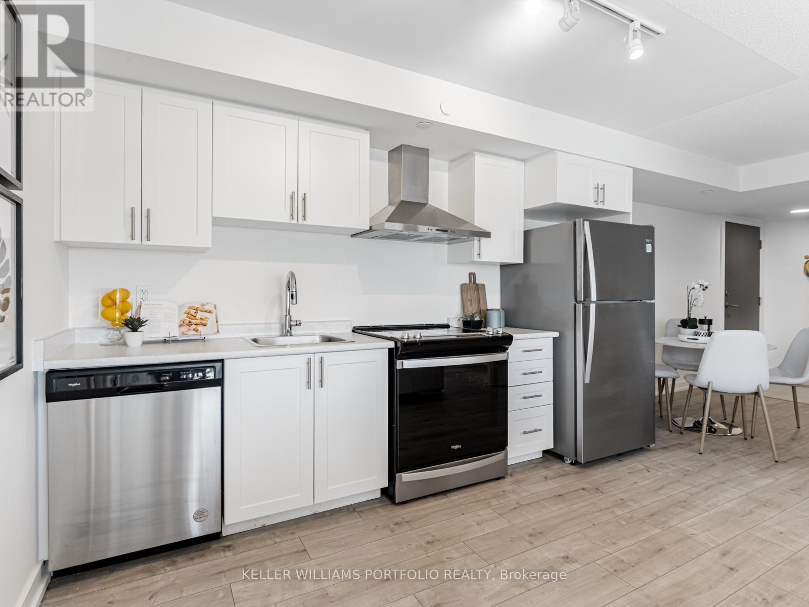 407 - 10 Wilby Crescent, Toronto, Ontario  M9N 0B6 - Photo 9 - W12147068
