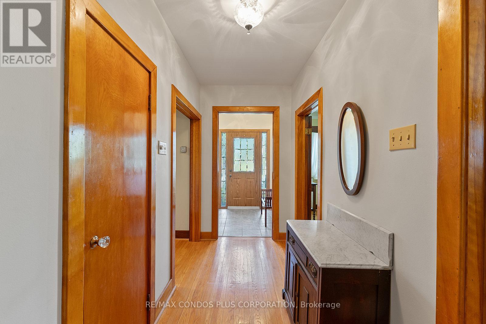 219 King Street, Toronto, Ontario  M9N 1L8 - Photo 2 - W12147171