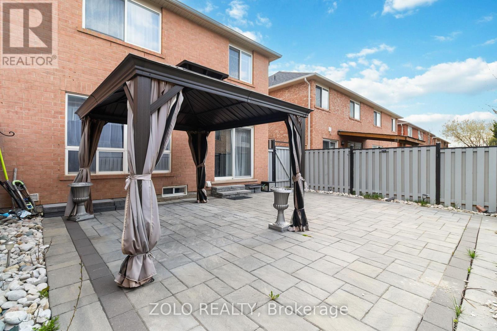 846 Luxton Drive, Milton, Ontario  L9T 6Y3 - Photo 30 - W12147225