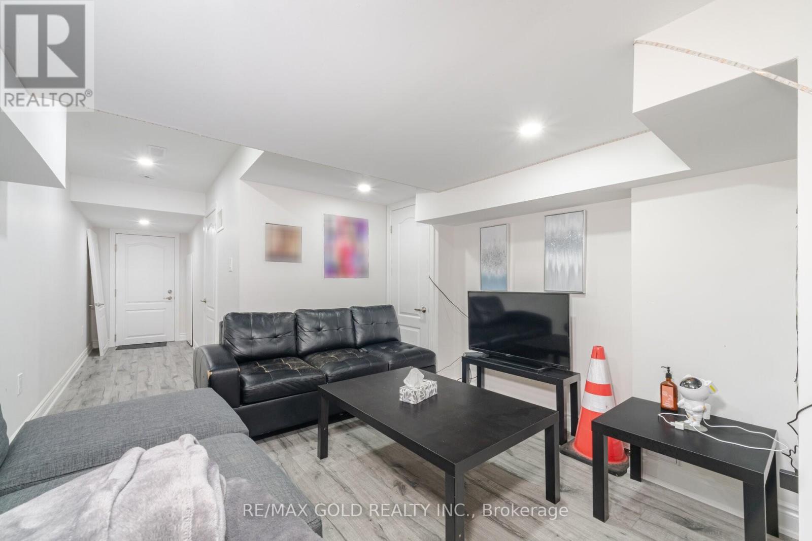 55 Purple Sage Drive, Brampton, Ontario  L6P 4P5 - Photo 21 - W12147259