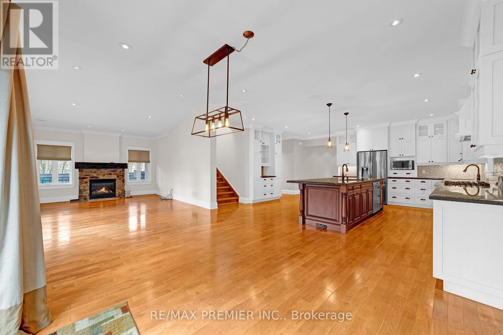 141 Regatta Avenue, Richmond Hill, Ontario  L4E 4R2 - Photo 12 - N12145941