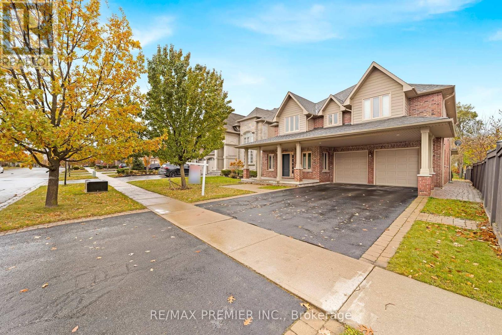141 Regatta Avenue, Richmond Hill, Ontario  L4E 4R2 - Photo 1 - N12145941