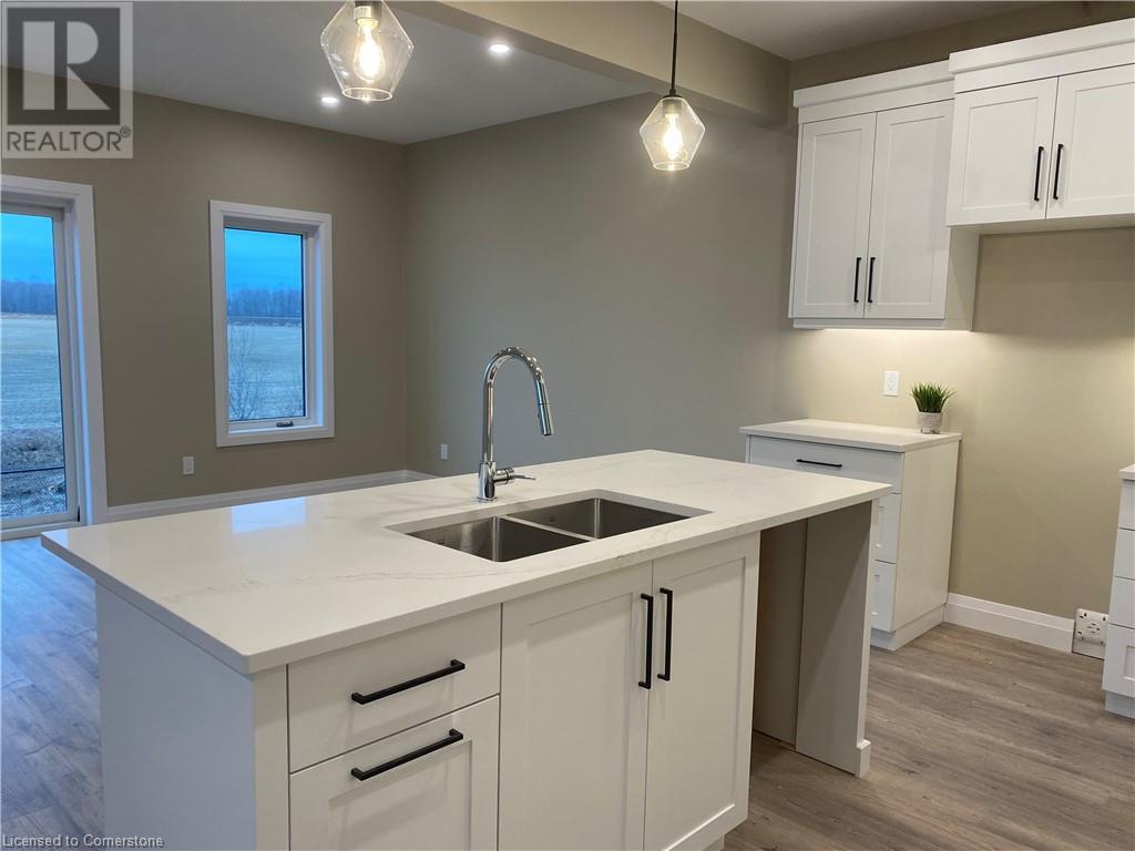 72 Redbud Road, Elmira, Ontario  N3B 0G2 - Photo 4 - 40684519