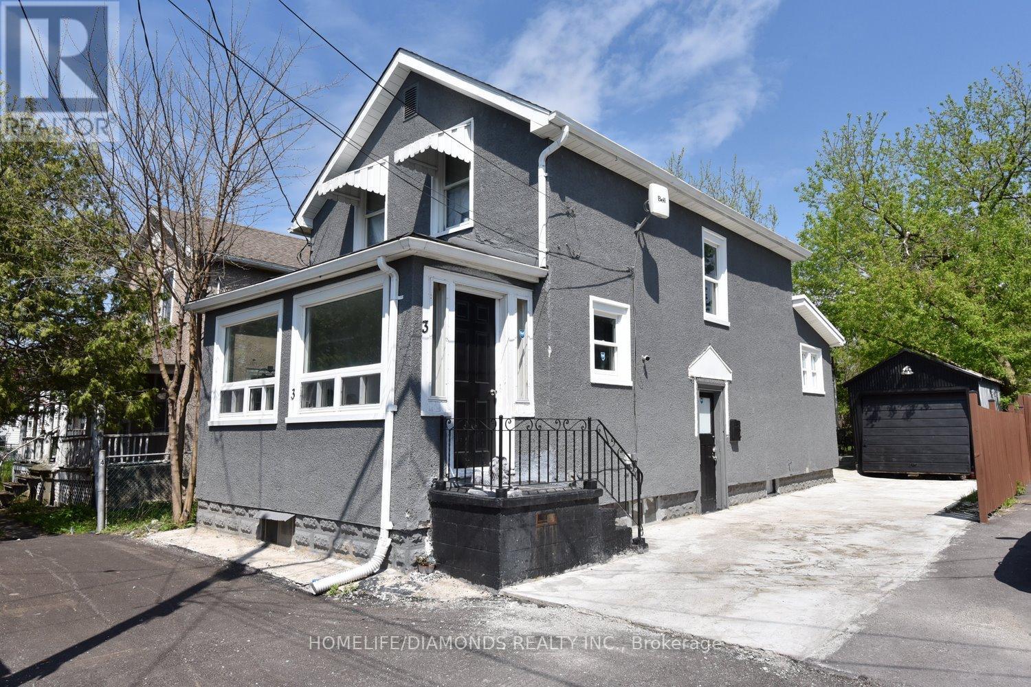 3 Rices Lane, Welland, Ontario  L3B 3L7 - Photo 2 - X12147119