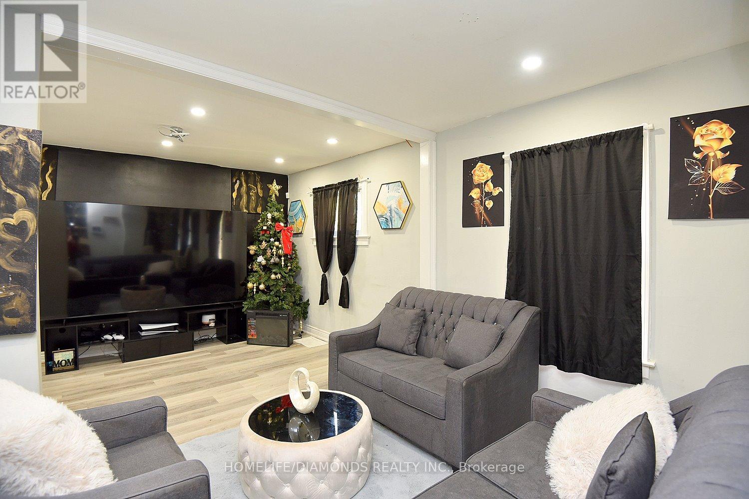 3 Rices Lane, Welland, Ontario  L3B 3L7 - Photo 8 - X12147119