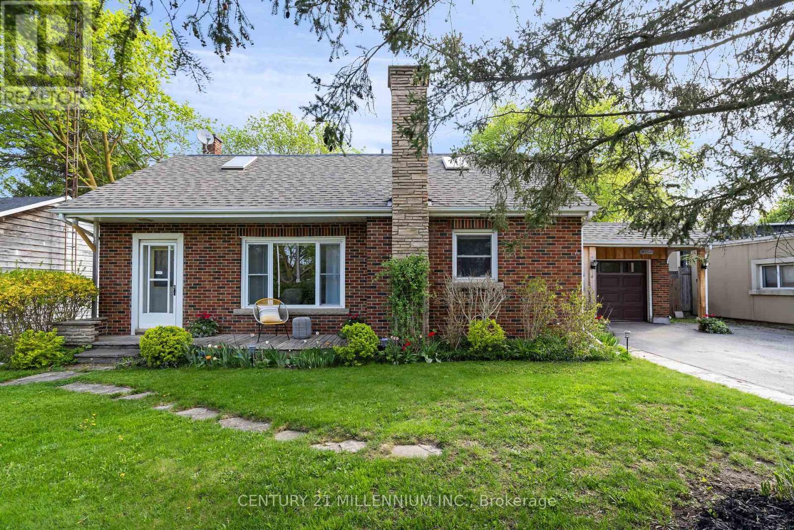 Property at 175 DANIEL STREET image 1