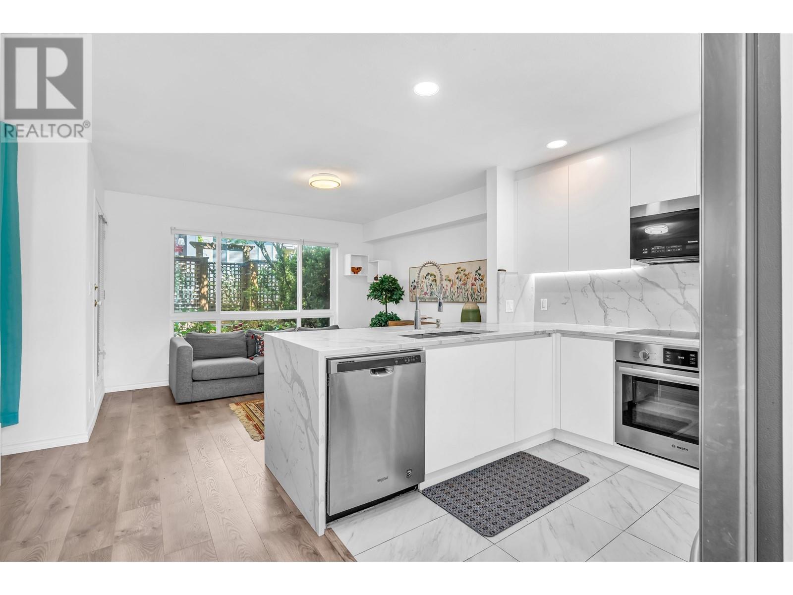 2 250 E Keith Road, North Vancouver, British Columbia  V7L 1V5 - Photo 11 - R3002316