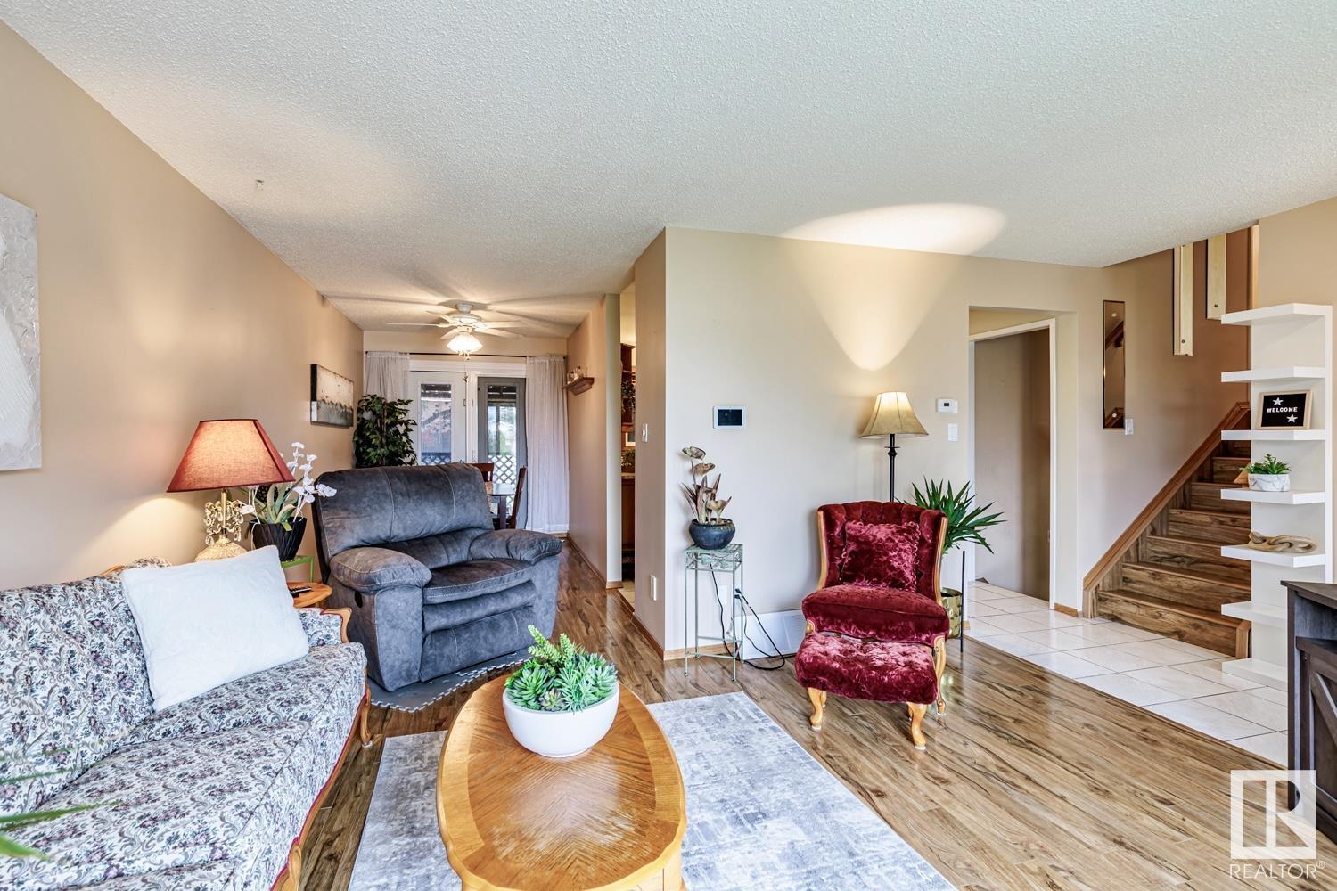6723 40 Av Nw Nw, Edmonton, Alberta  T6K 1R9 - Photo 3 - E4436304