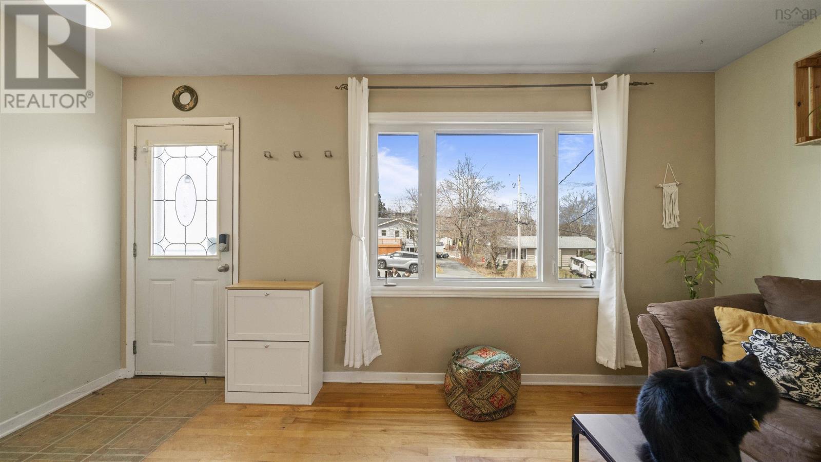 23 Laurie Drive, Lower Sackville, Nova Scotia  B4E 1G1 - Photo 5 - 202508213