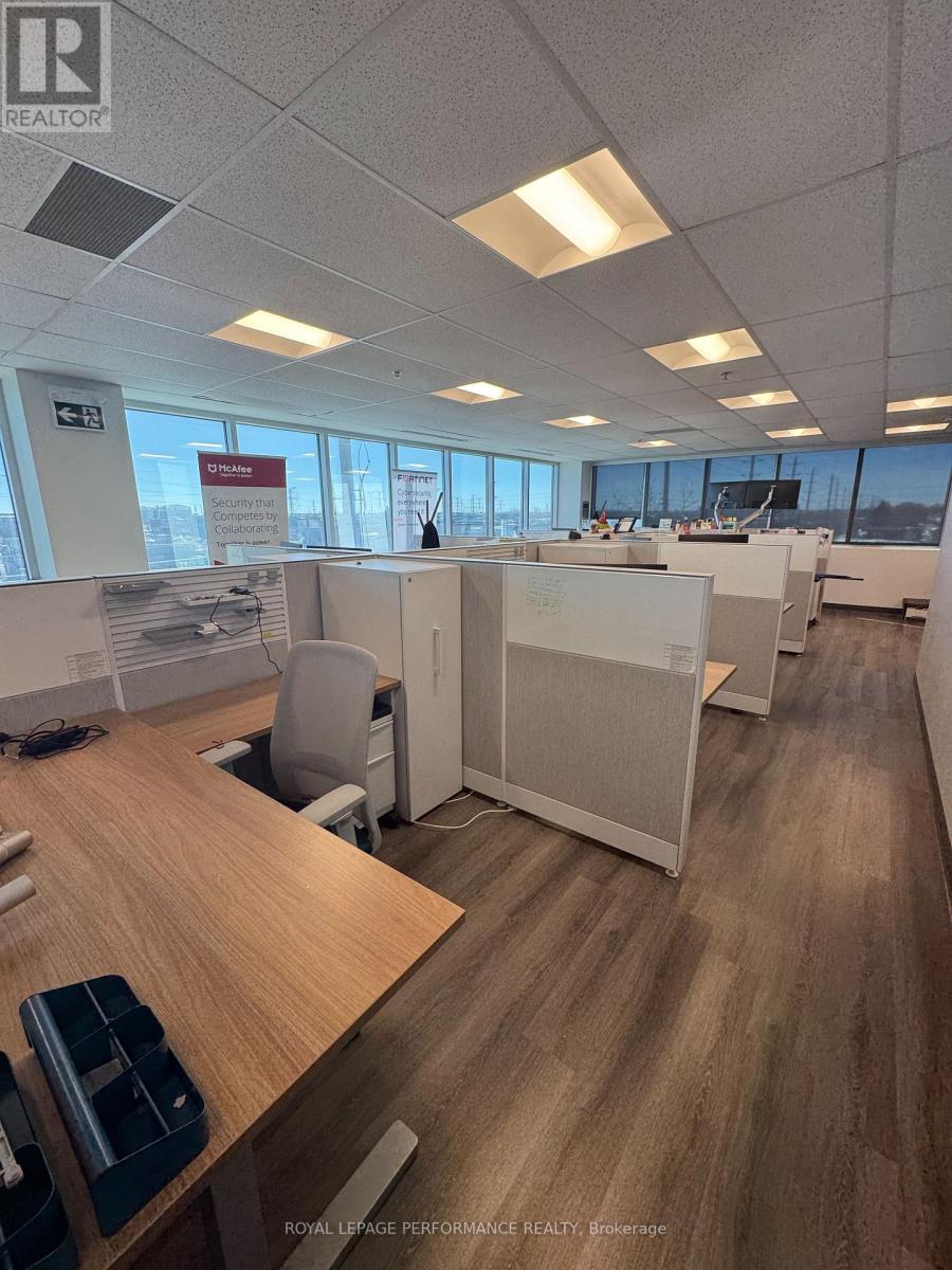 301 - 4473 Innes Road, Ottawa, Ontario  K4A 1A7 - Photo 8 - X12113342