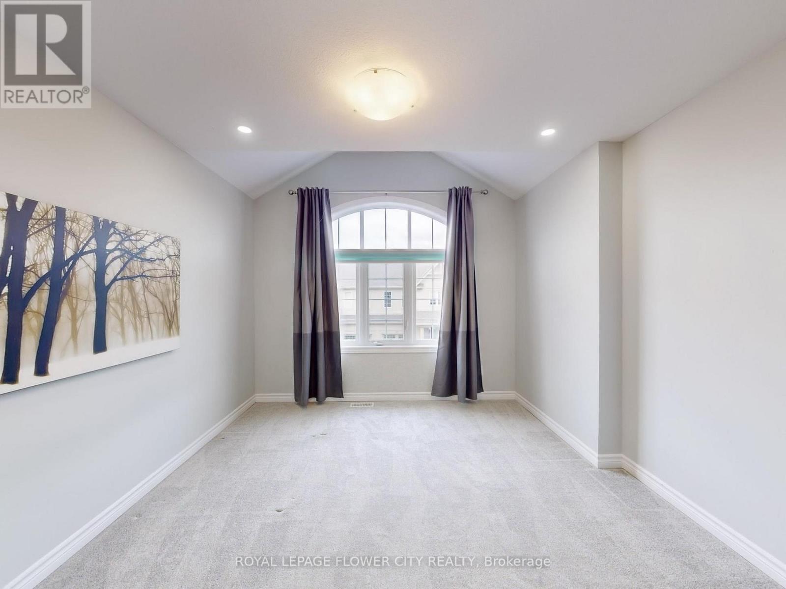 11 - 22 Gleason Crescent, Kitchener, Ontario  N2M 0B7 - Photo 36 - X12138825