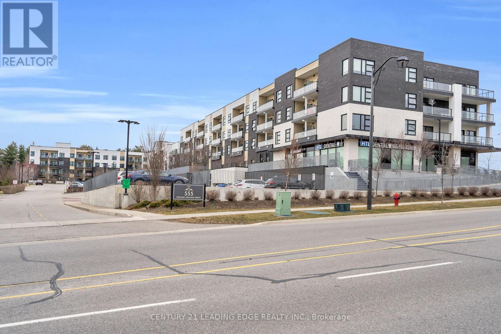 406 - 555 William Graham Drive, Aurora, Ontario  L4G 3H9 - Photo 2 - N12066976