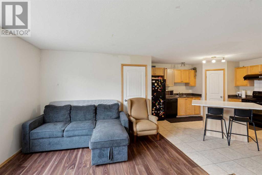 Property at 101, 40 Panatella Landing NW image 3