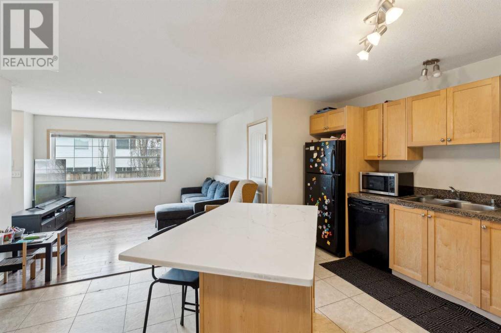Property at 101, 40 Panatella Landing NW image 4