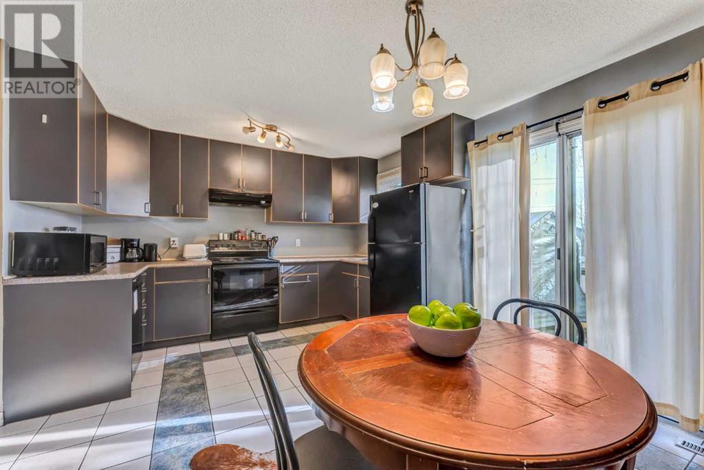 55 Penworth Close Se, Calgary, Alberta  T2A 5N4 - Photo 10 - A2198369