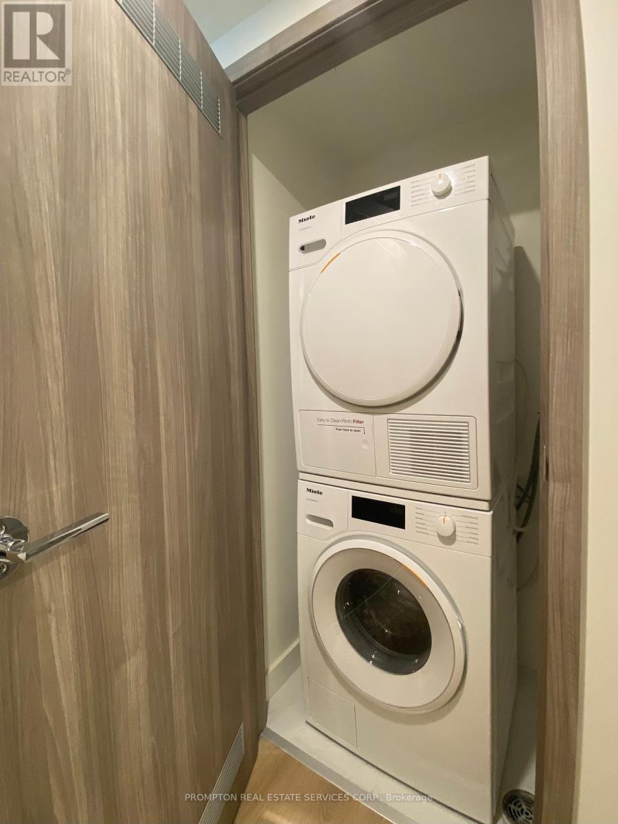 601 - 1 Concord Cityplace Way, Toronto, Ontario  M5V 0X3 - Photo 21 - C12135496