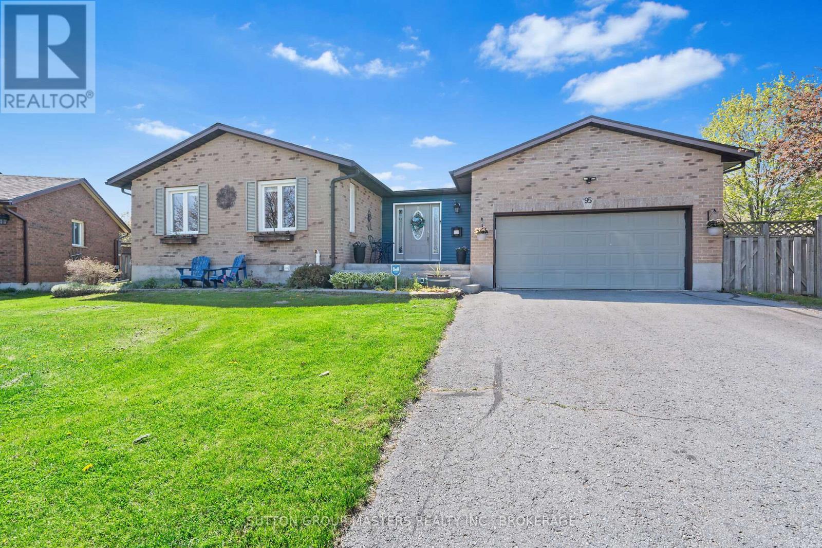 Property at 95 NICHOLSON CRESCENT image 1