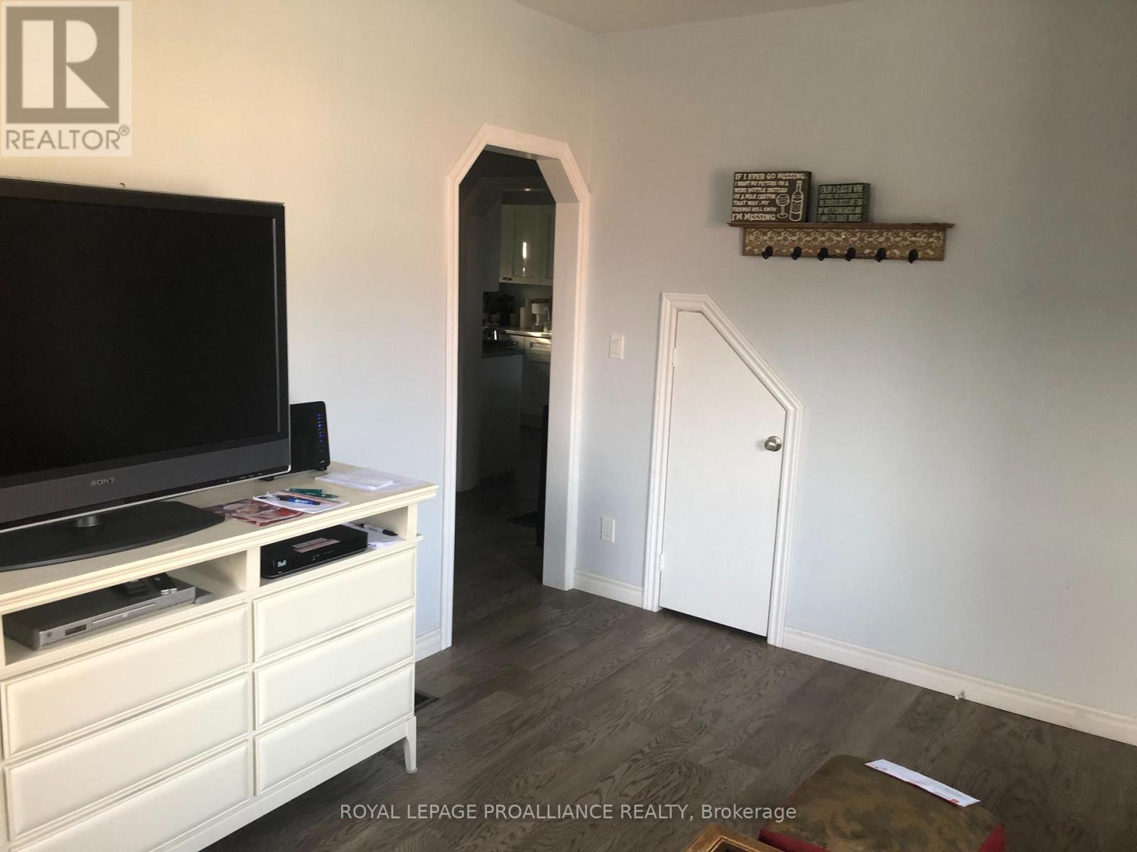 Property at A & B - 24 FLINDALL STREET image 1