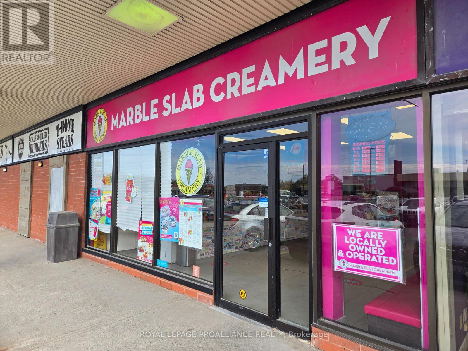 305 North Front Street, Belleville, Ontario  K8P 3C3 - Photo 2 - X12147551