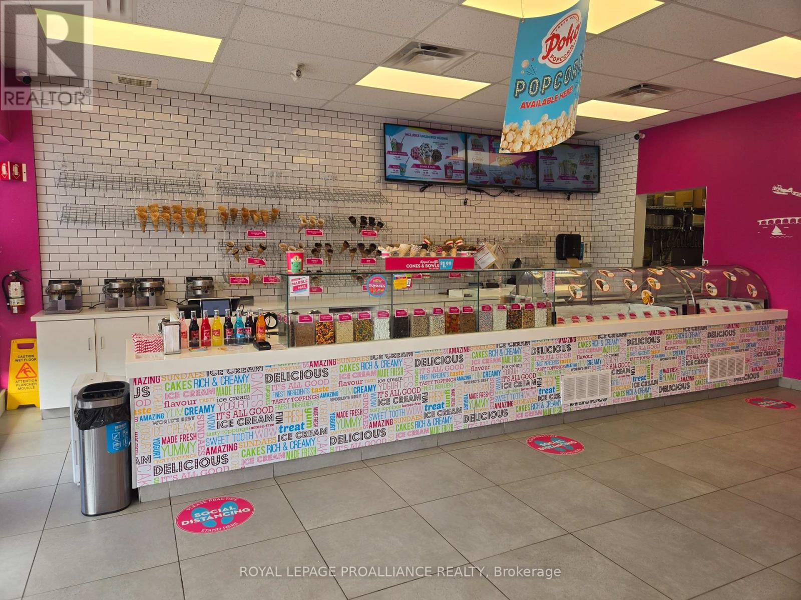 305 North Front Street, Belleville, Ontario  K8P 3C3 - Photo 7 - X12147551