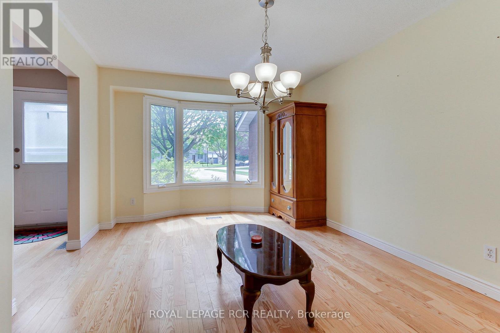 10 Lepard Crescent, East Gwillimbury, Ontario  L9N 1G3 - Photo 11 - N12126796