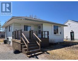 68 Neebig AVE, Manitouwadge, Ontario