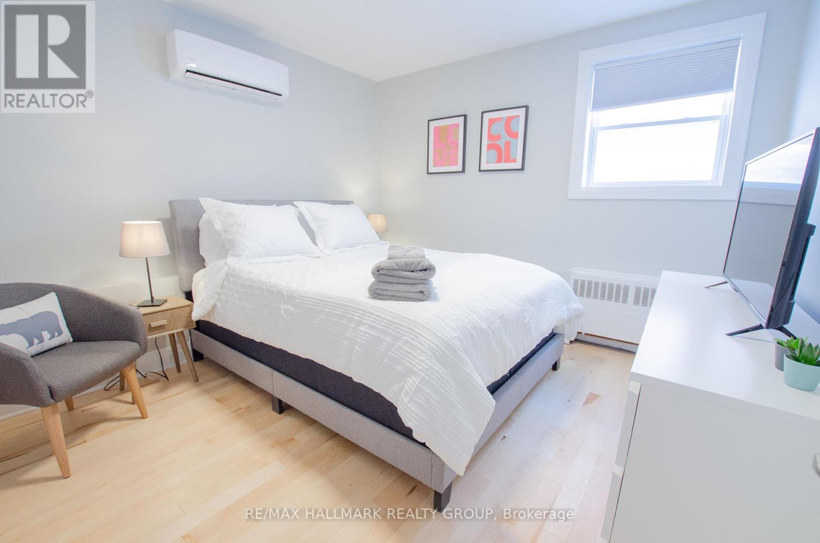 7 - 245 Des Peres Blancs Avenue, Ottawa, Ontario  K1L 7L8 - Photo 8 - X12147428