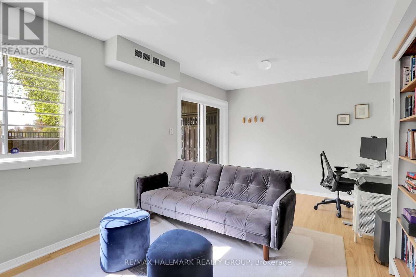 189 Dunbarton Court, Ottawa, Ontario  K1K 4L7 - Photo 23 - X12147461