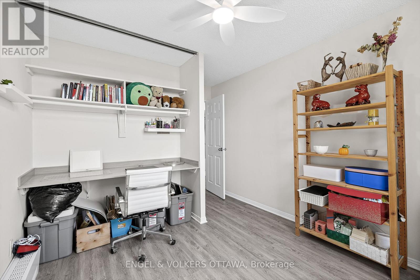 1404 - 665 Bathgate Drive, Ottawa, Ontario  K1K 3Y4 - Photo 17 - X12147493