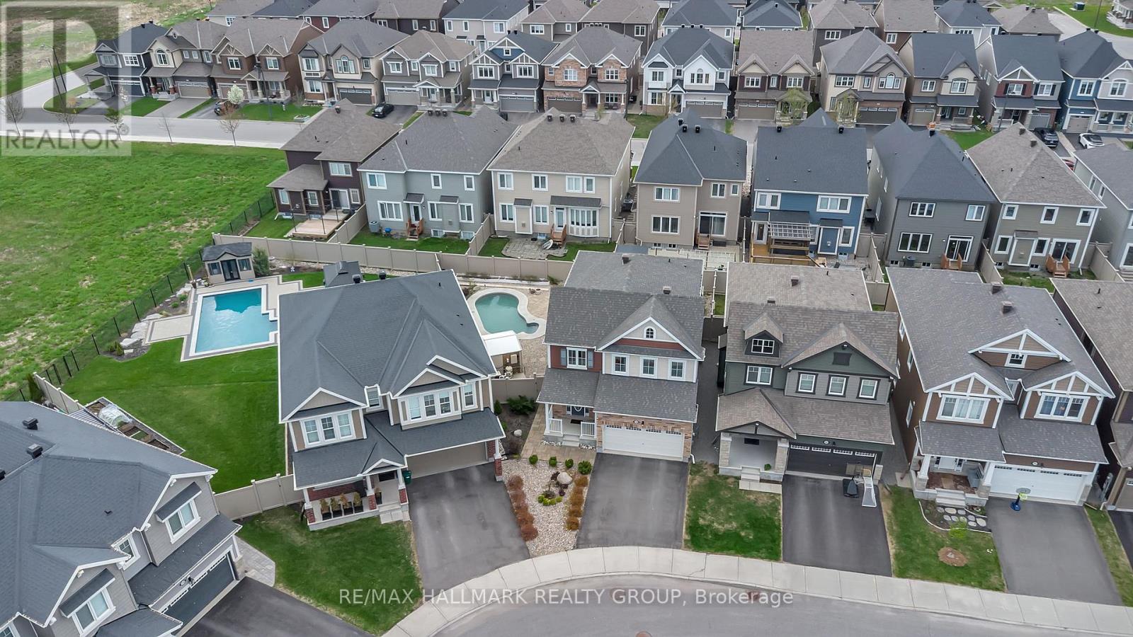 160 Bartonia Circle, Ottawa, Ontario  K4A 1E3 - Photo 41 - X12147519
