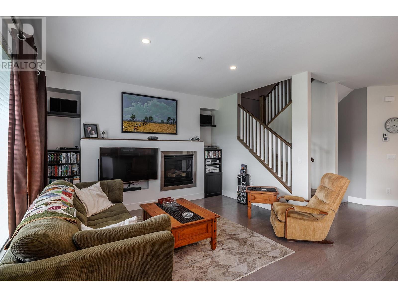 Property at 10742 Quail Road image 4