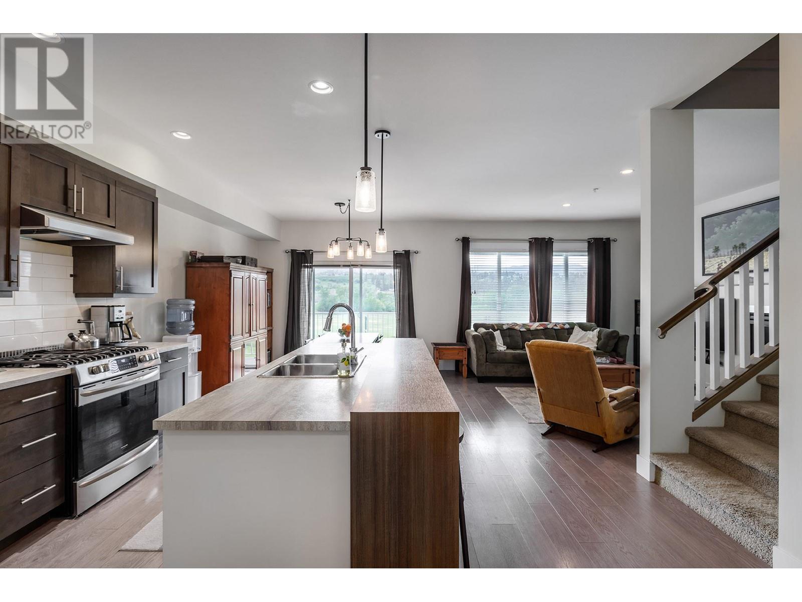 Property at 10742 Quail Road image 2