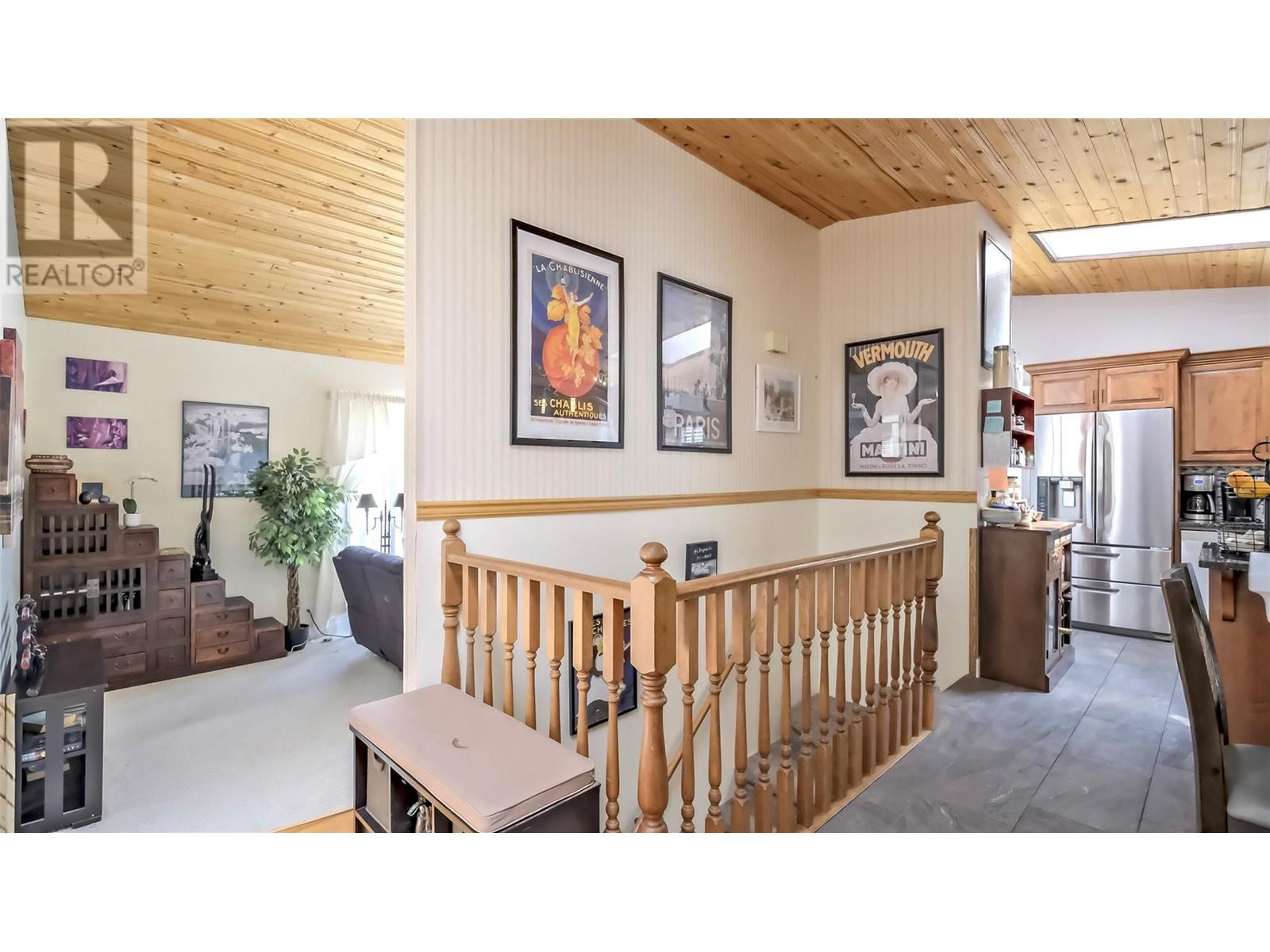 12821 Schaeffer Crescent, Summerland, British Columbia  V0H 1Z4 - Photo 8 - 10347764